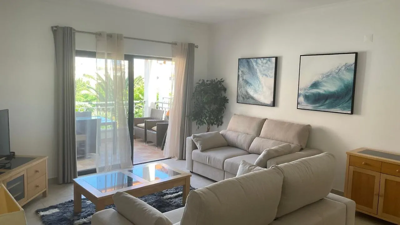 Amazing 2 Bedroom Apartment Near Beach With Pool Lagos