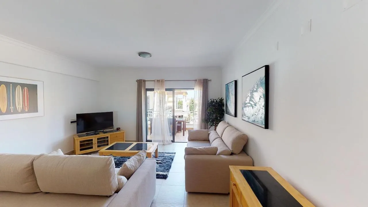 Amazing 2 Bedroom Apartment Near Beach With Pool Lagos