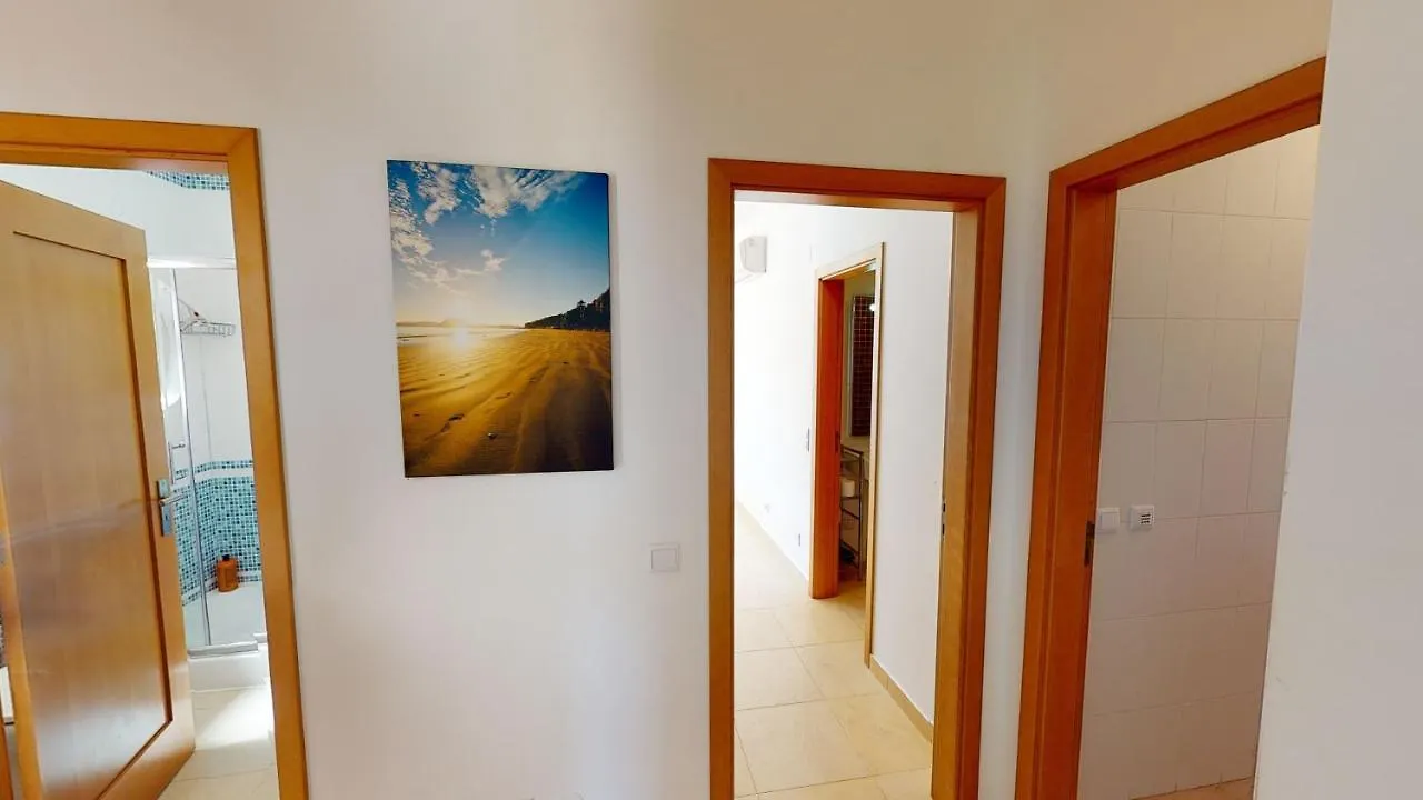 Amazing 2 Bedroom Apartment Near Beach With Pool Lagos